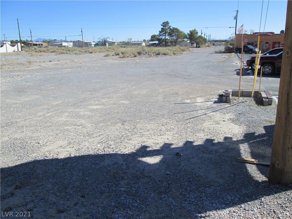 1501 East Nevada Highway 372 — photo 3 of 7