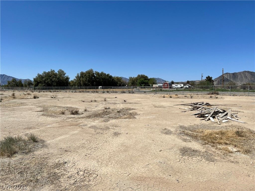 2861 West Mesquite Avenue — photo 3