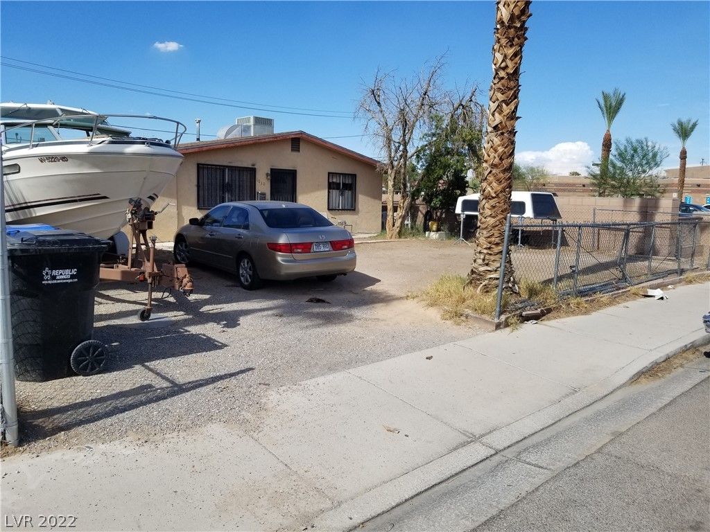 1030 West Lake Mead Boulevard — photo 3 of 3
