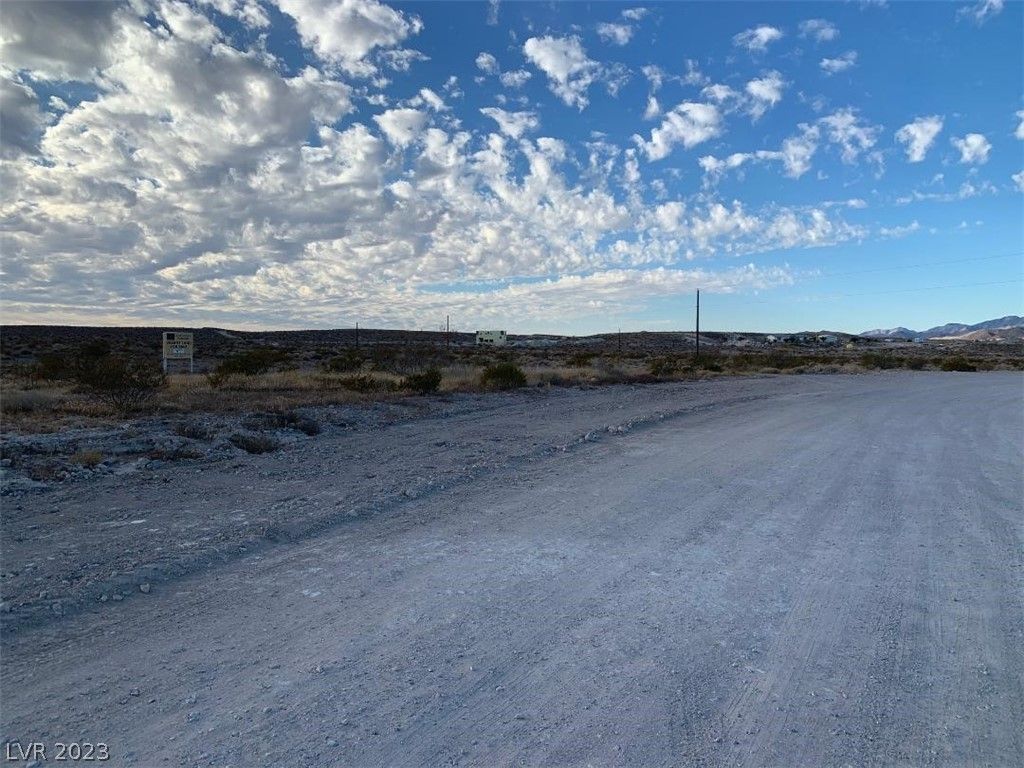 4 COYOTE SPRINGS HWY 168 — photo 1 of 1