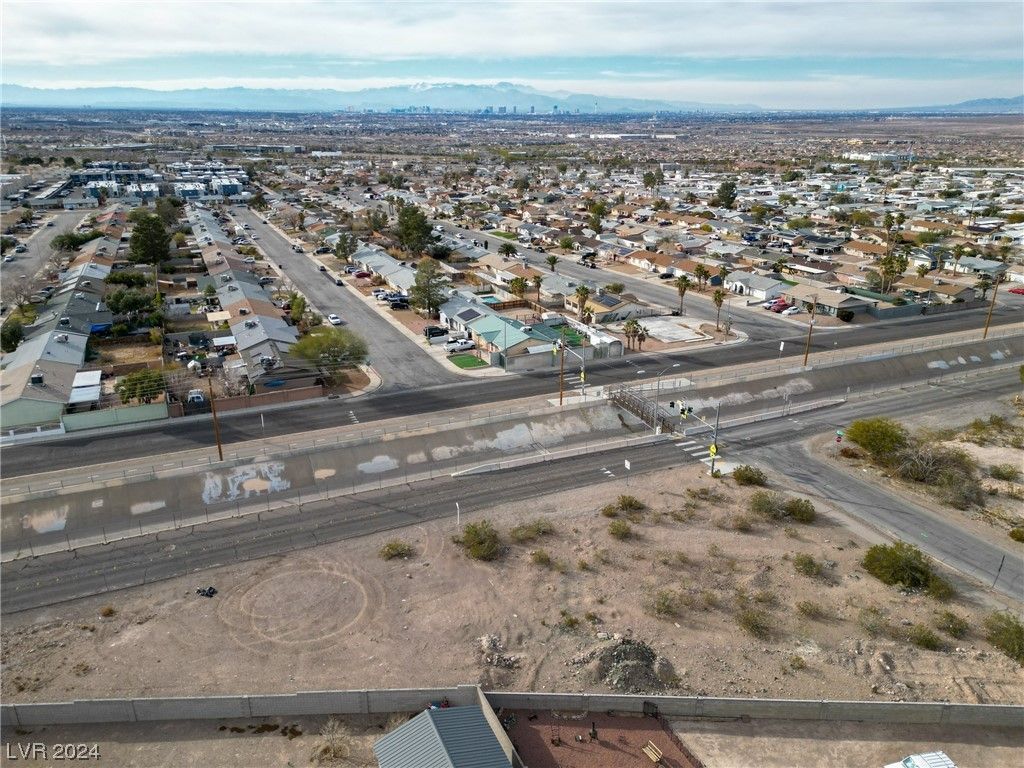 N Pueblo Boulevard — photo 5