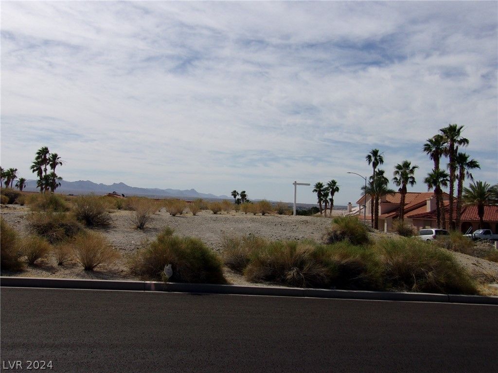 3640 Catalina Drive — photo 2 of 2