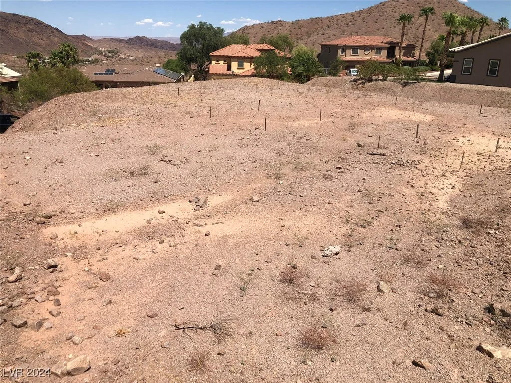 389 Turquoise Court — photo 3 of 7
