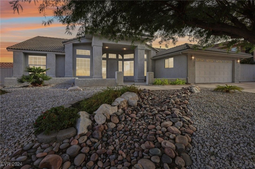 639 Marina Drive — photo 1