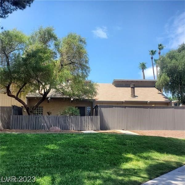 4032 Village Square 0 — photo 2