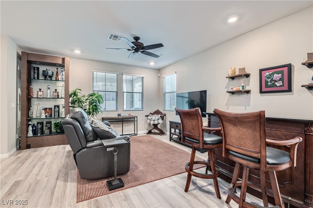 495 Granite Arch Street — photo 4 of 27