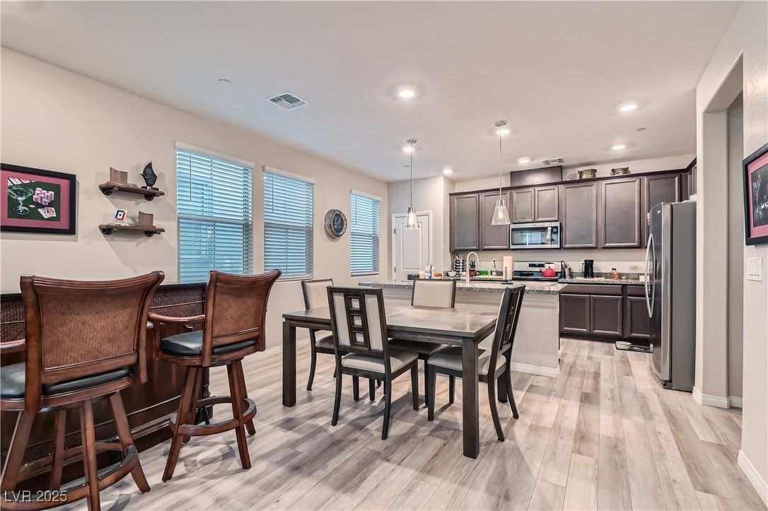 495 Granite Arch Street — photo 5 of 27