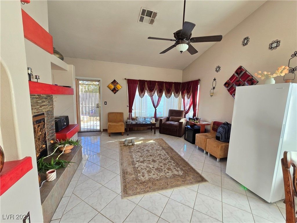 3830 Passionfruit Street — photo 2 of 13