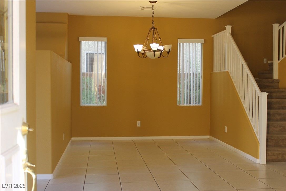 8003 Retriever Avenue — photo 4 of 23
