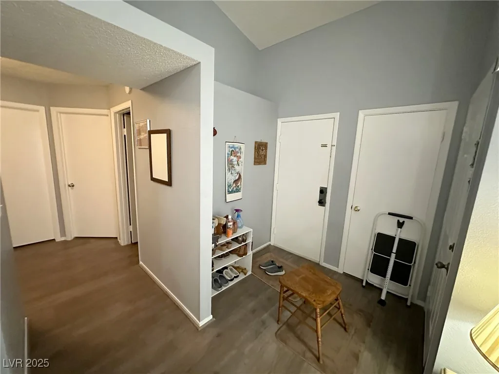2266 Carved Canyon Lane — photo 5