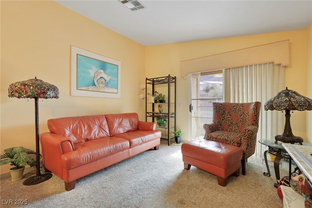 2110 Los Feliz Street 2064 — photo 3 of 34