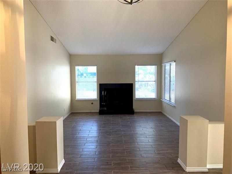 6632 Coastal Breeze Court — photo 2