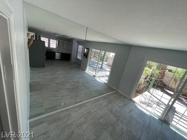 4037 Chalfont Court — photo 4 of 13