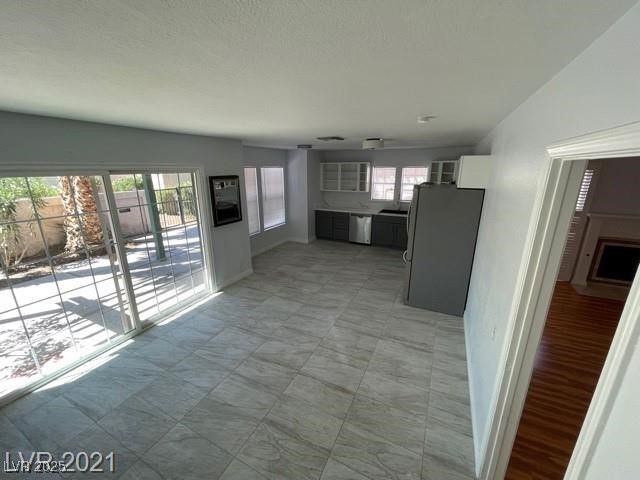 4037 Chalfont Court — photo 5 of 13
