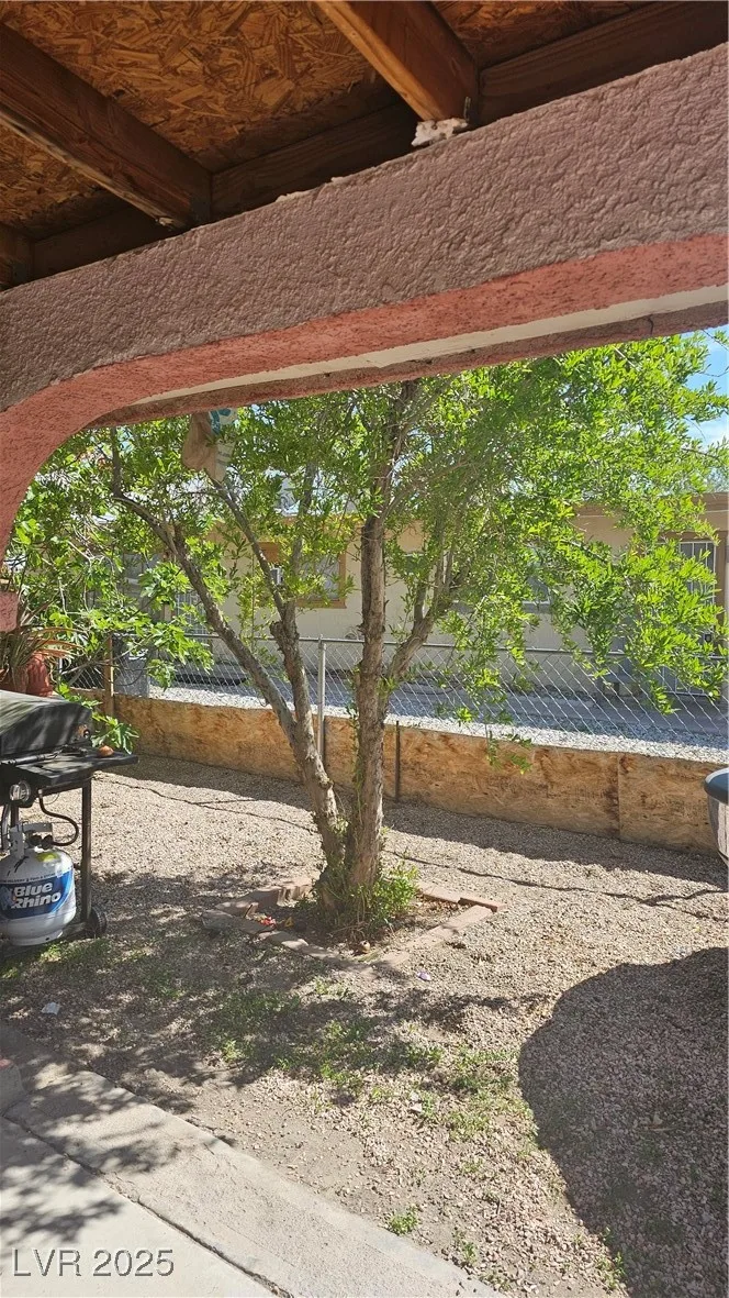 2120 Glider Street — photo 2