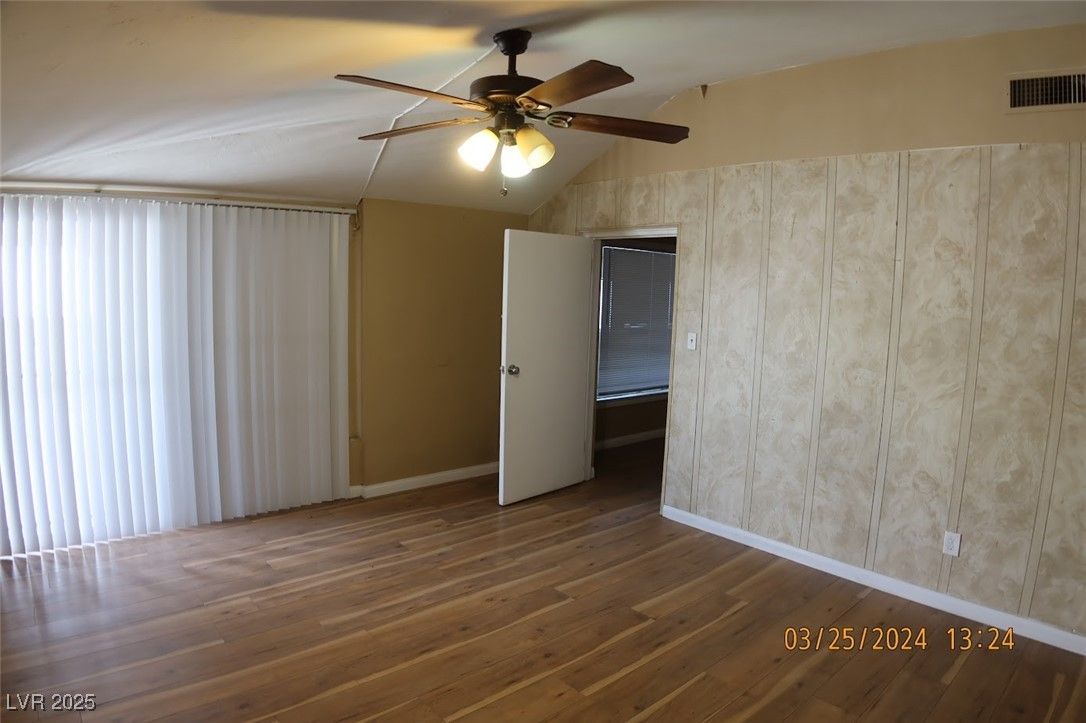10 East Bonanza Road — photo 3
