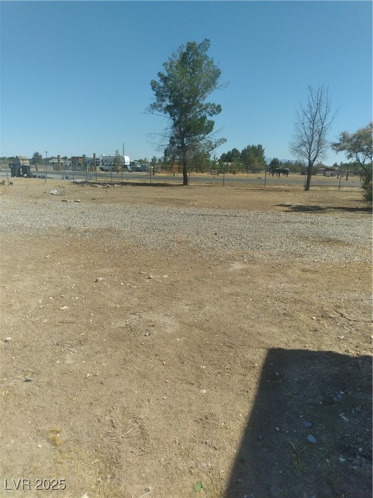 1820 East Pluto Street — photo 3 of 7