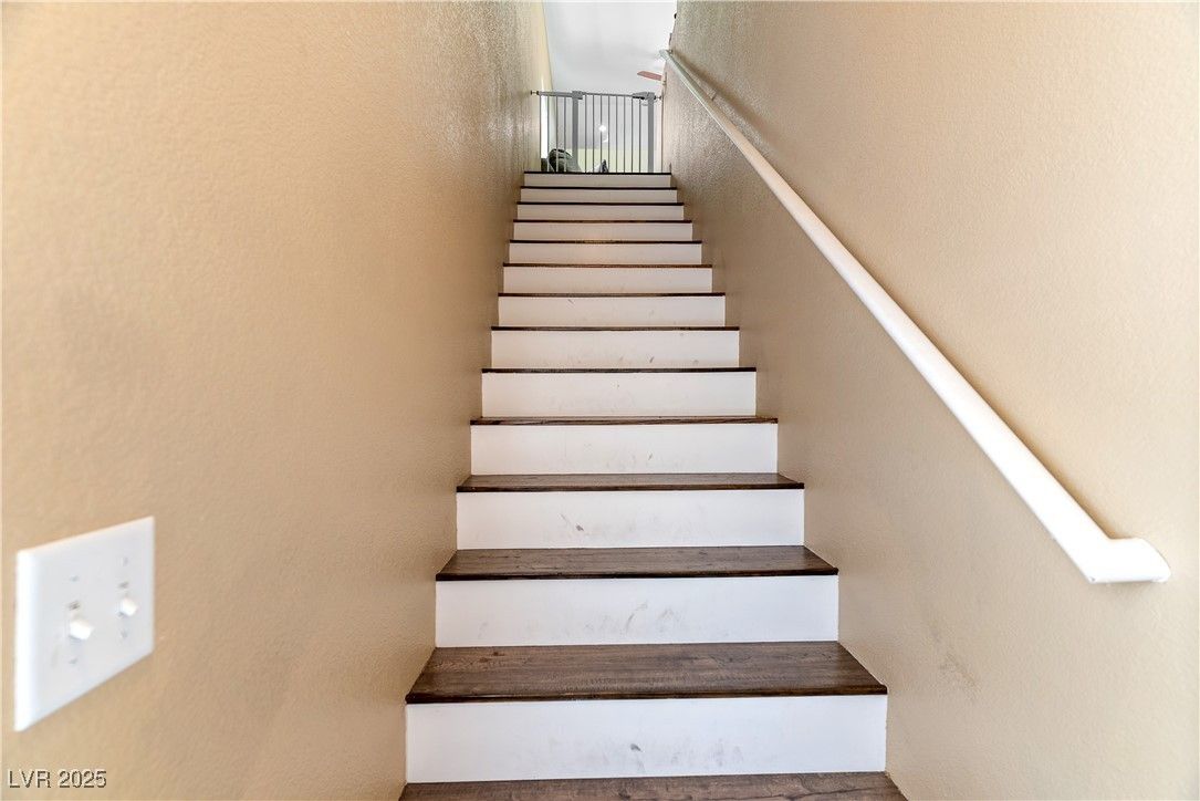 7553 Durham Hall Avenue 201 — photo 4 of 18
