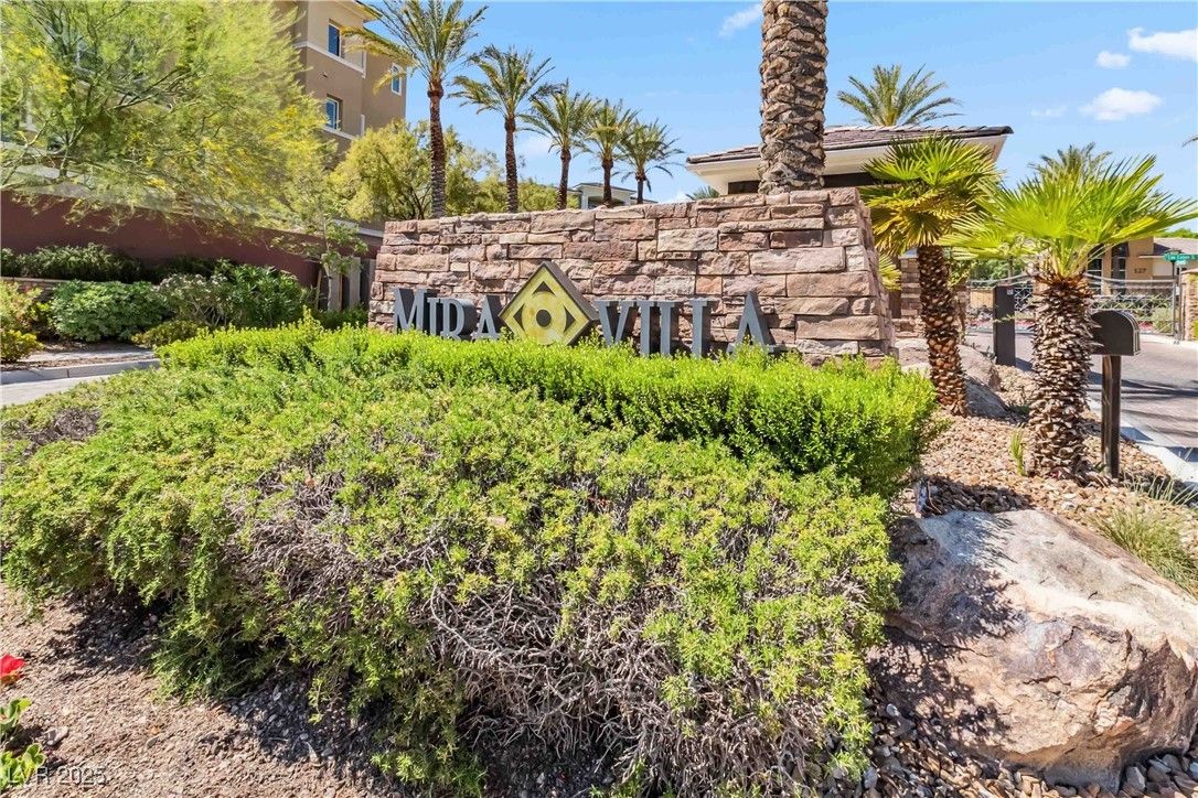 9125 Las Manaitas Avenue 302 — photo 1