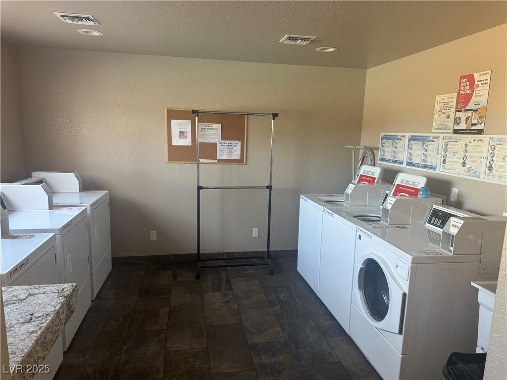 834 Canary Way — photo 4 of 7