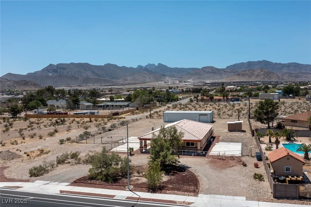 5315 North Fort Apache Road — photo 3