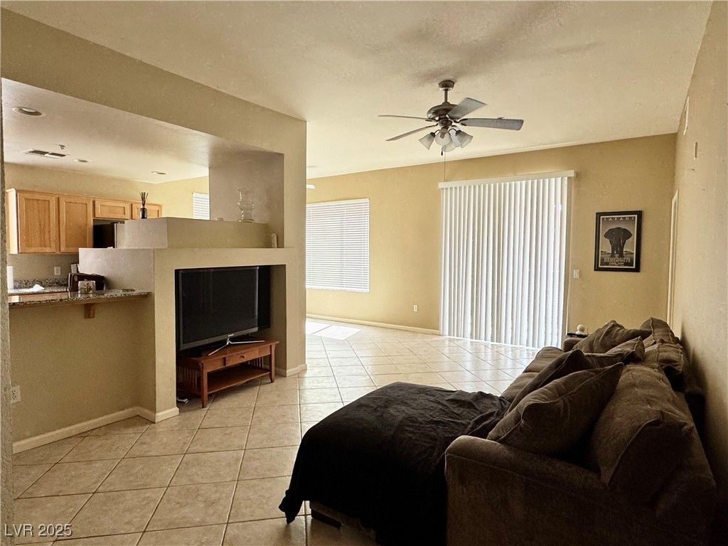 23 East Agate Avenue 403 — photo 3 of 19