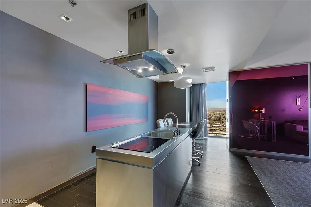 4381 West Flamingo Road 3221 — photo 4
