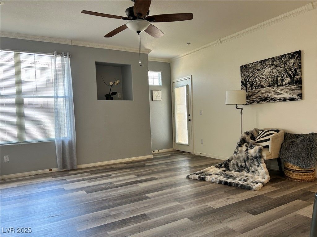 5855 Valley Drive 2092 — photo 2 of 24