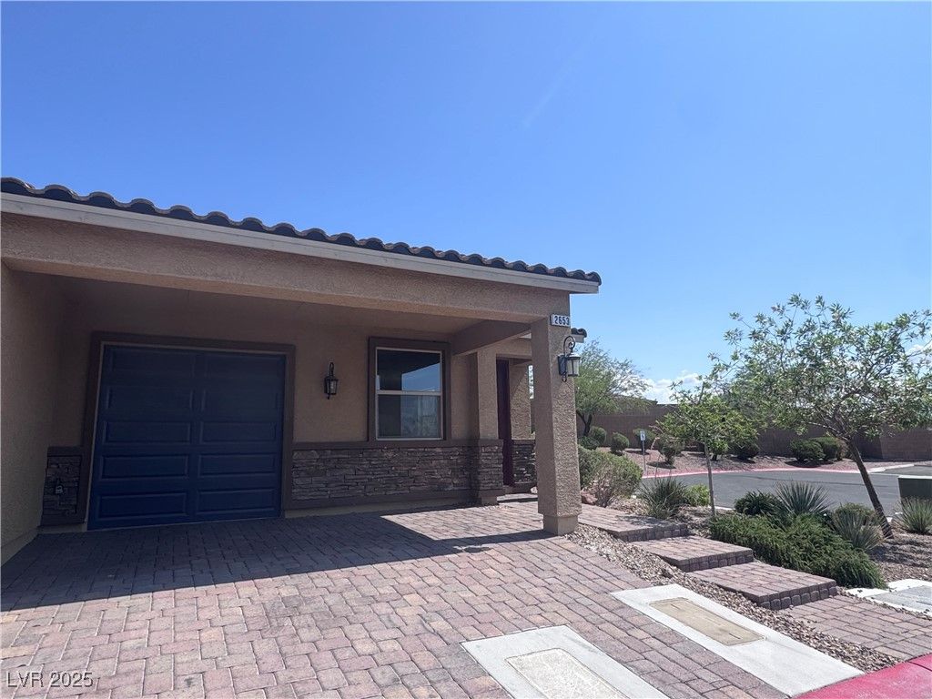 2653 Crystal Blue Street — photo 1
