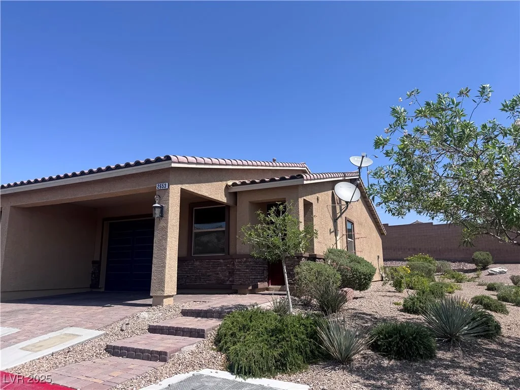 2653 Crystal Blue Street — photo 2