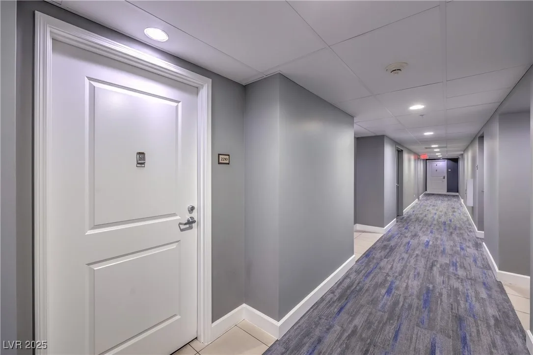 200 West Sahara Avenue 2210 — photo 2