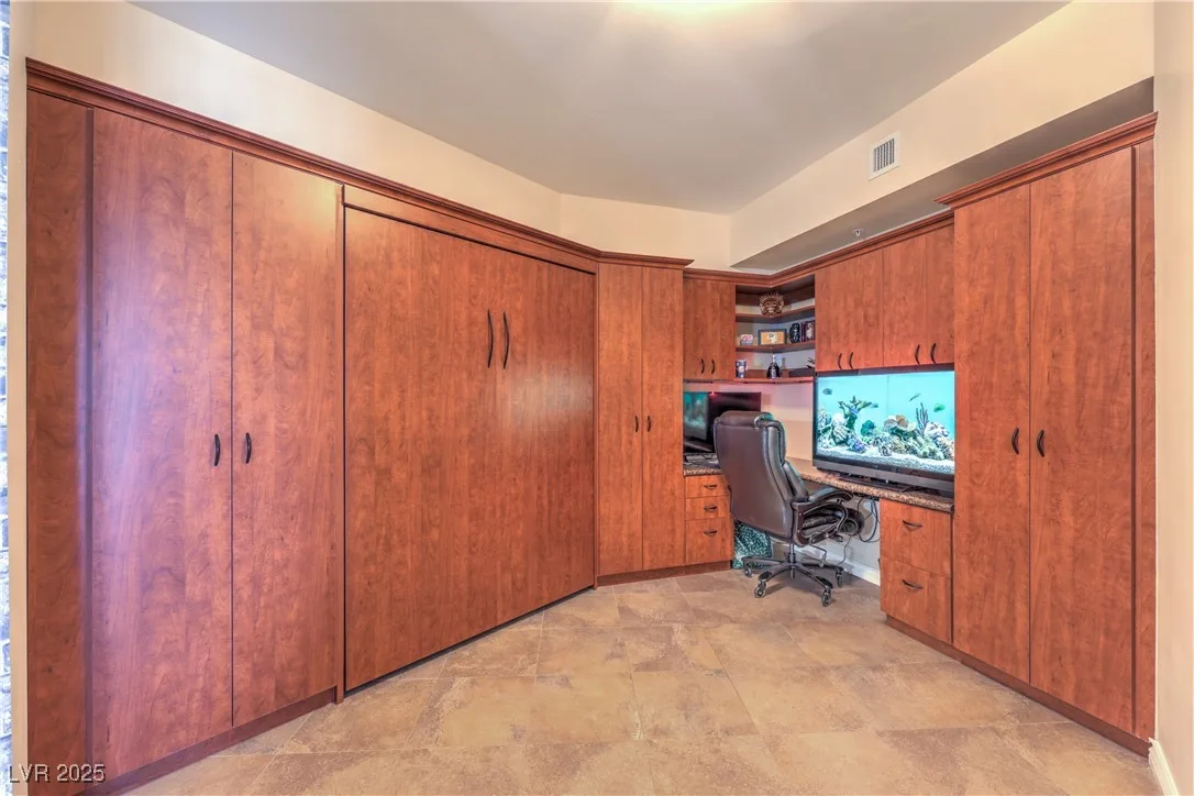 200 West Sahara Avenue 2210 — photo 4