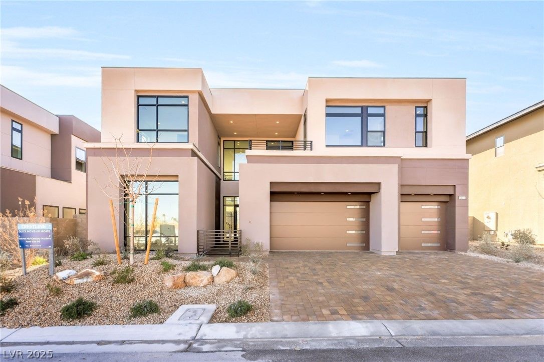 4853 Shady Ridge Drive — photo 1