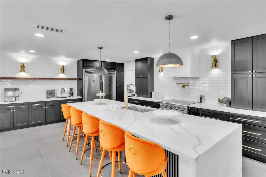 3189 Montecito Drive — photo 3