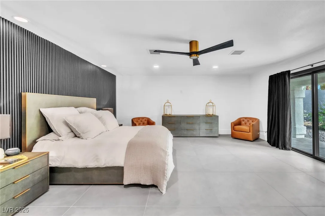 3189 Montecito Drive — photo 5