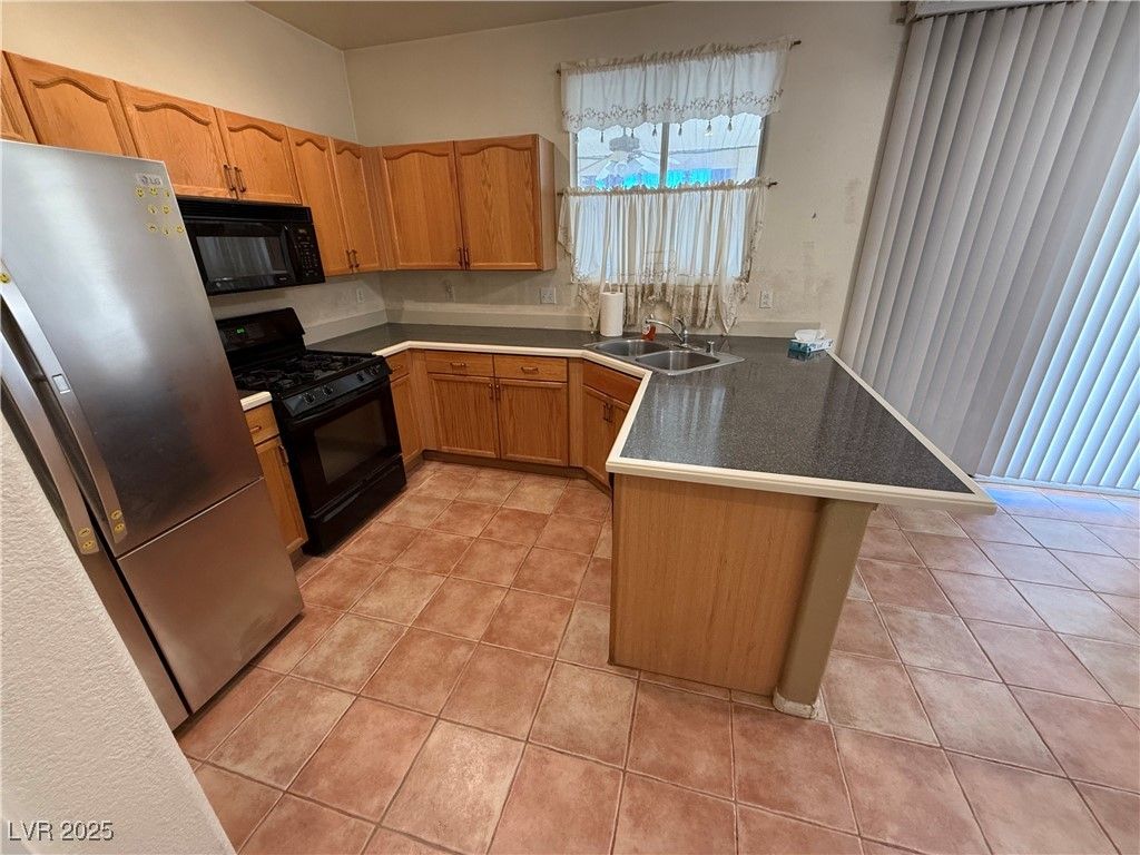 977 Country Skies Avenue — photo 5