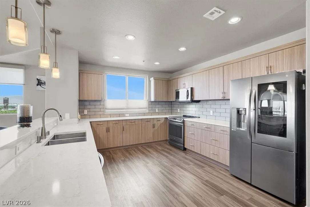 8255 Las Vegas Boulevard 722 — photo 4
