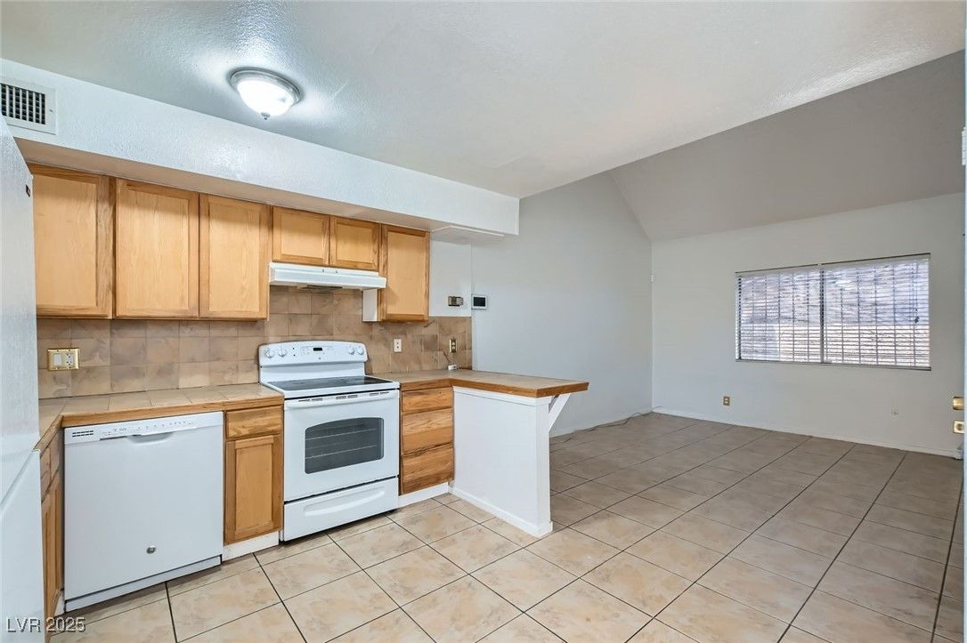 5125 Gray Lane B — photo 4