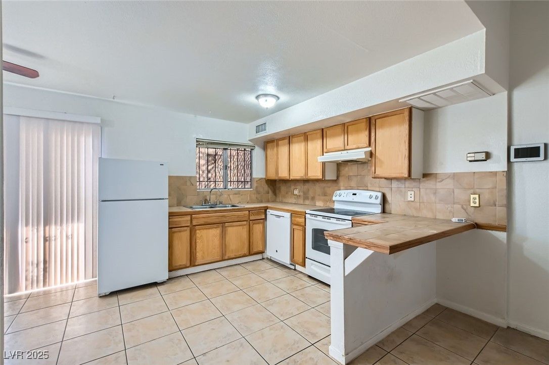 5125 Gray Lane B — photo 5