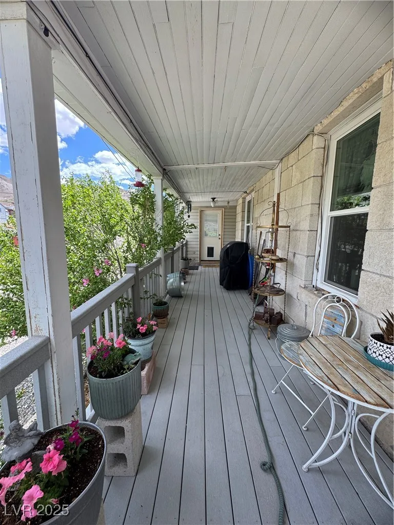 191 South Booker — photo 4