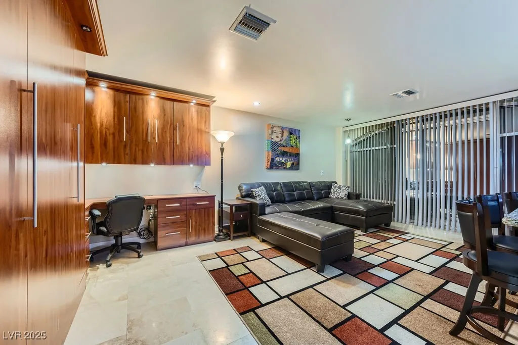 3111 Bel Air Drive Drive 201 — photo 4