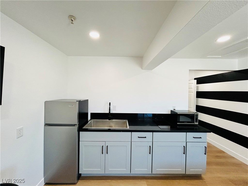 1418 South 3rd Street — photo 5 of 12