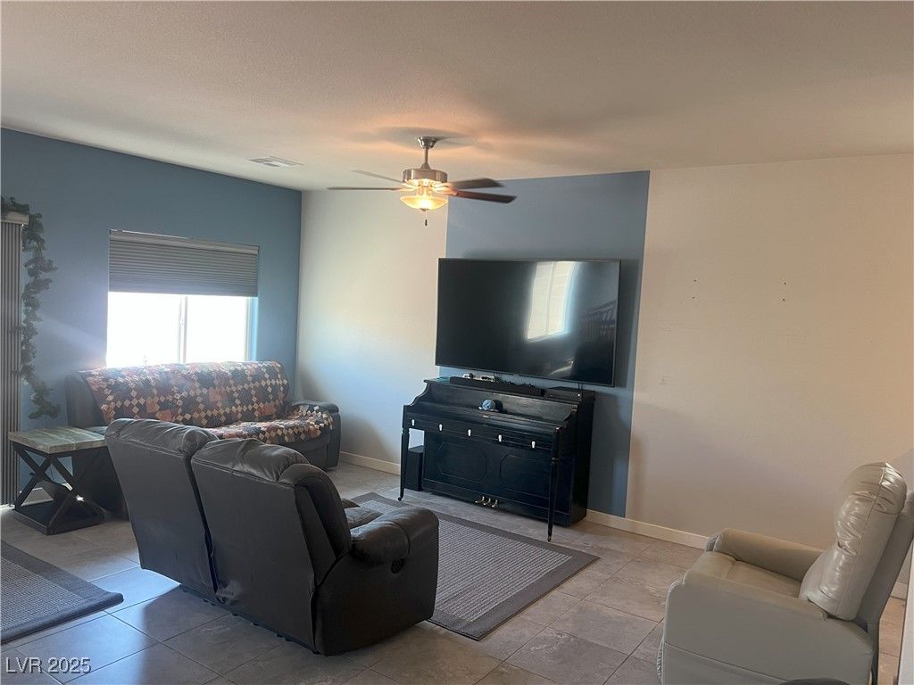 9551 Spyglass Run Avenue — photo 4 of 7