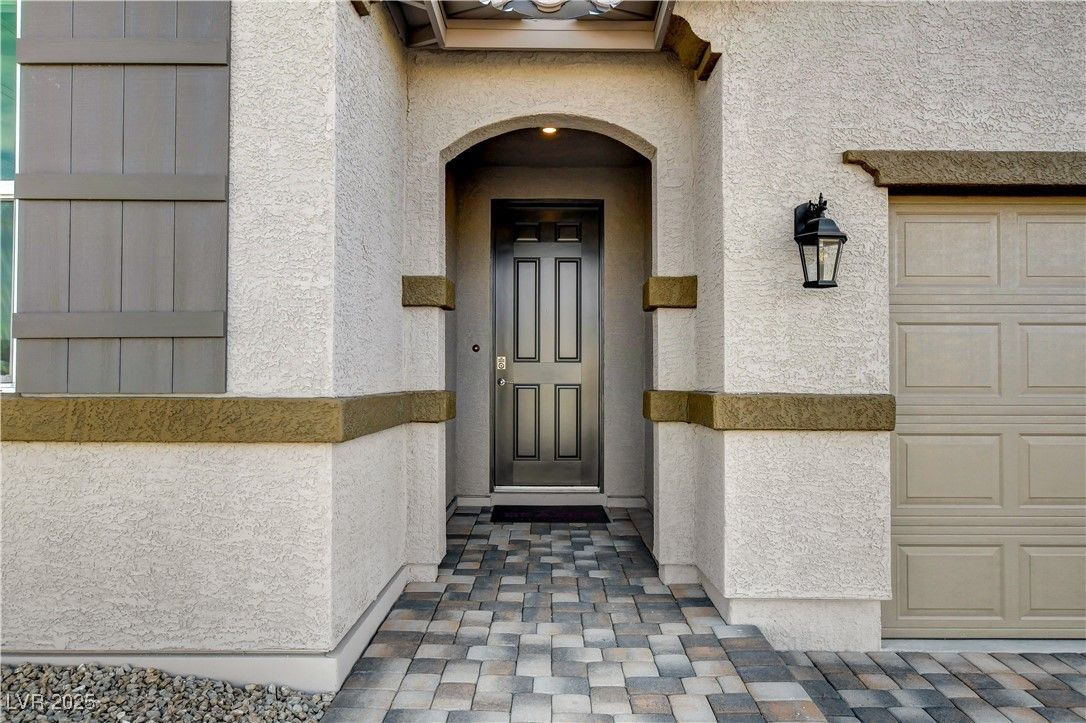 321 Blossom Wind Street — photo 2
