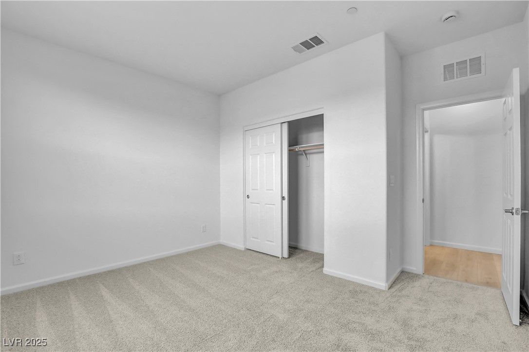 321 Blossom Wind Street — photo 3