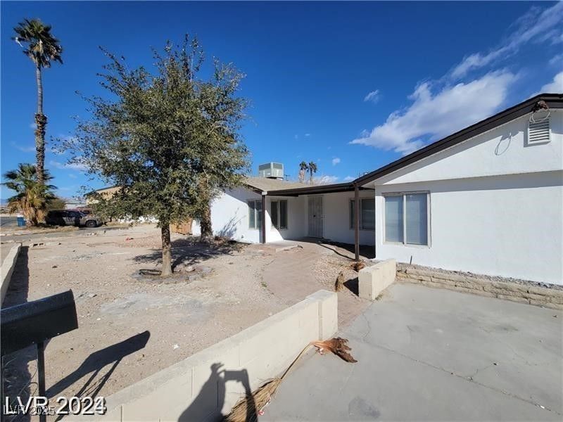1710 Shadow Mountain Place — photo 2