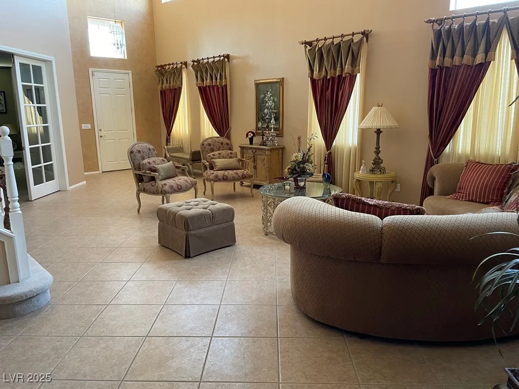 170 Arches Court — photo 4
