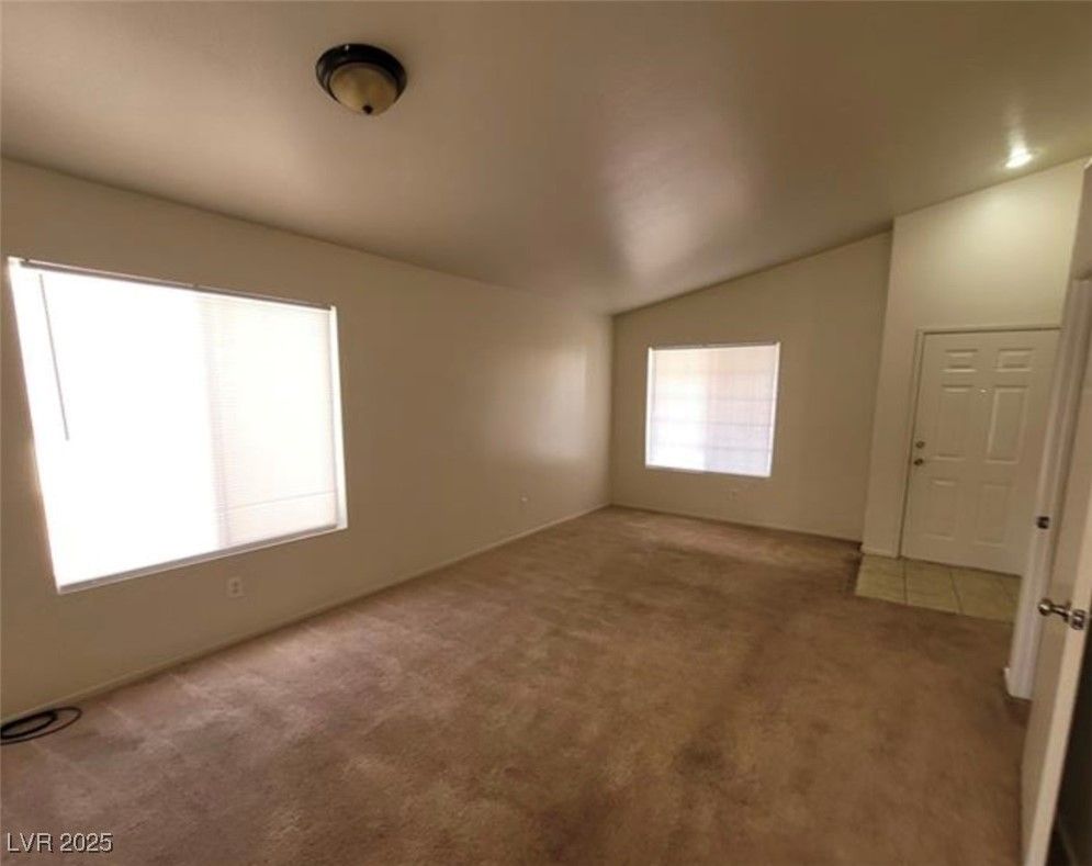 4856 Minturn Avenue — photo 3