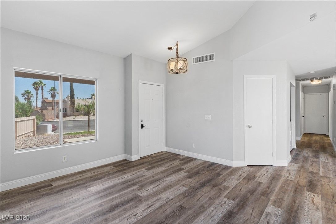 322 Wintercress Drive — photo 5