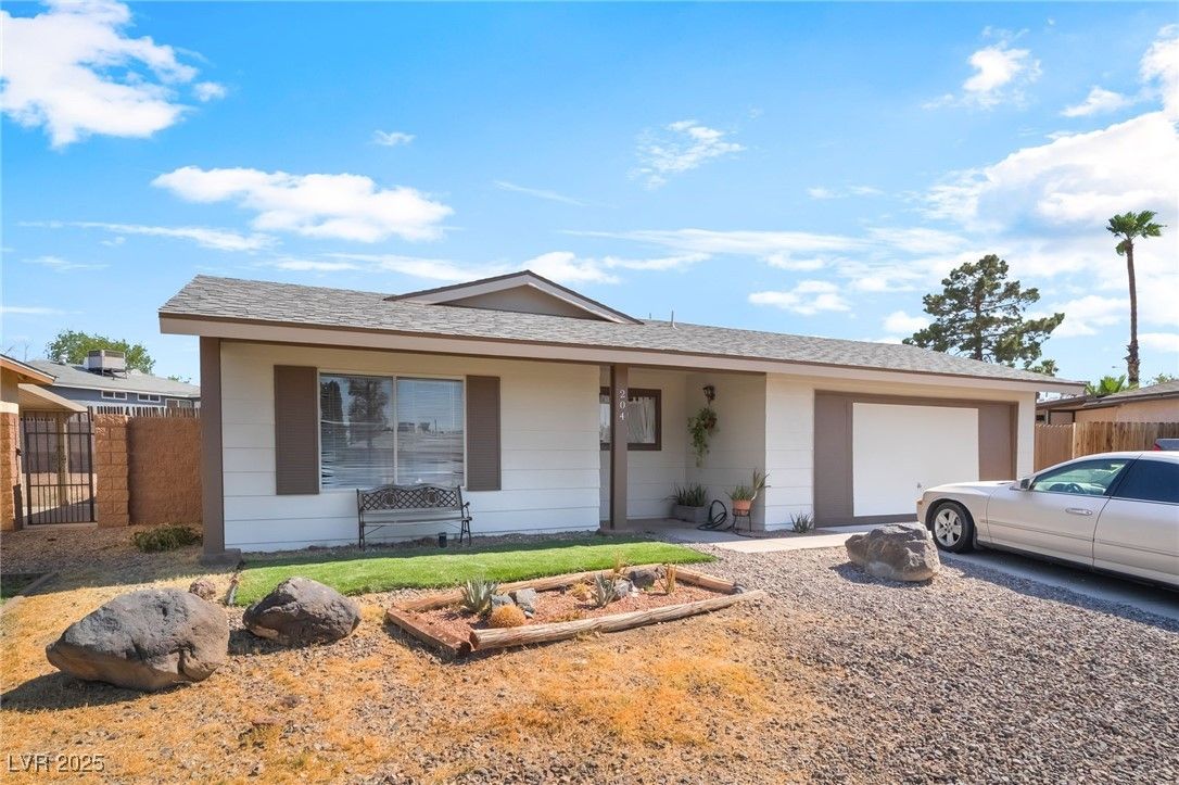 204 Cimarron Court — photo 1